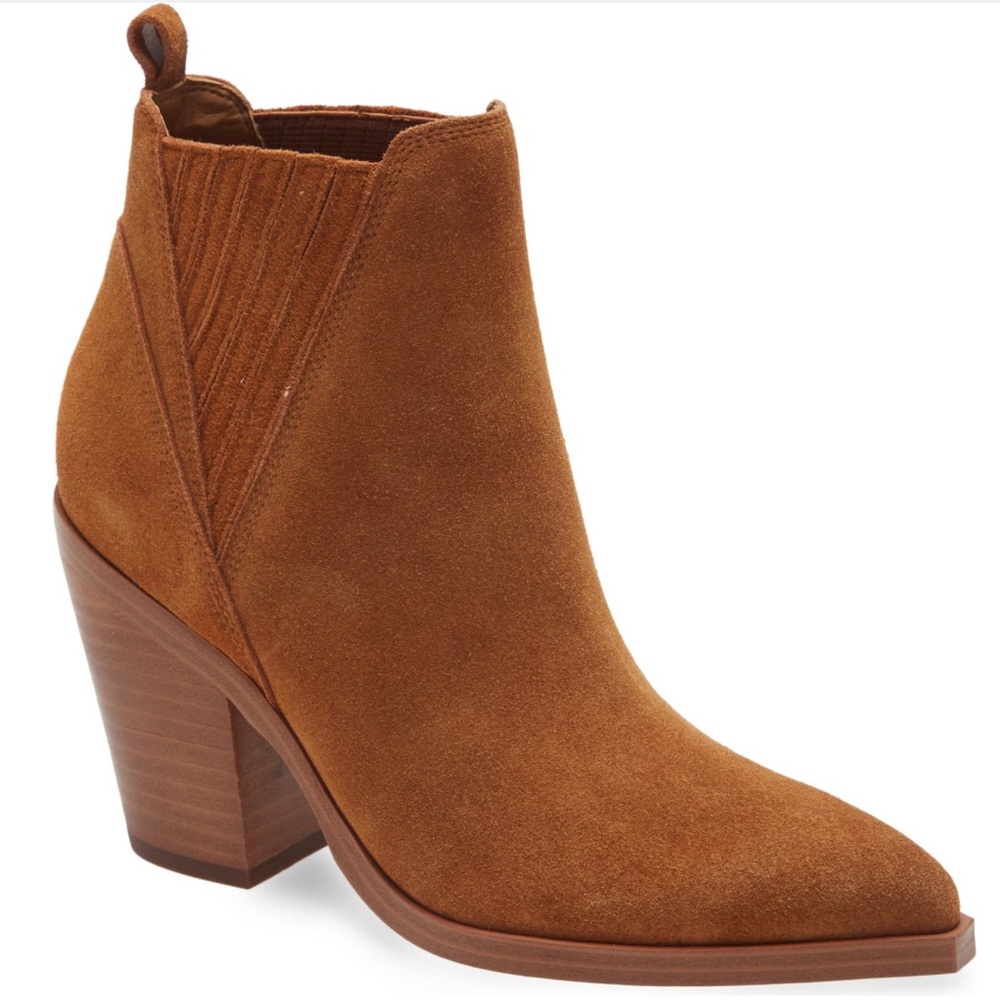 Marc Fisher size 9 women’s tan suede pull on block heel Chelsea boot EUC!